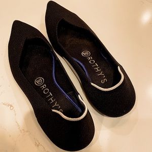 Rothys flats